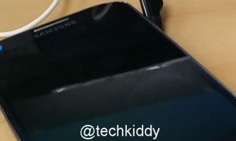 Samsung Galaxy Note III : une image volée et des caractéristiques