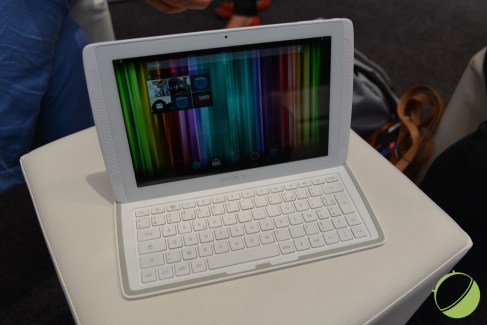 Prise en main de l’Archos 101 XS 2 (Gen11), la tablette convertible