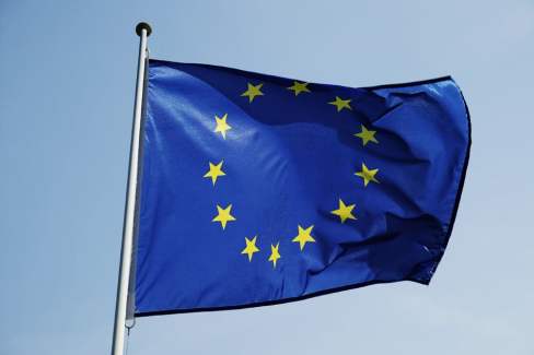 La fin des frais de roaming en Europe repoussée à 2018