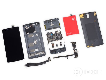 Le OnePlus One se fait démonter dans les règles : 5/10 par iFixit