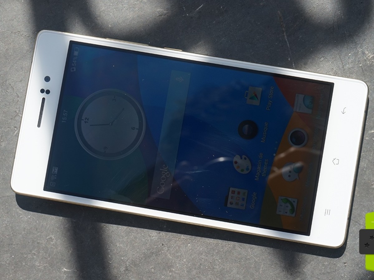Test de l'Oppo R5, le mobile taille mannequin