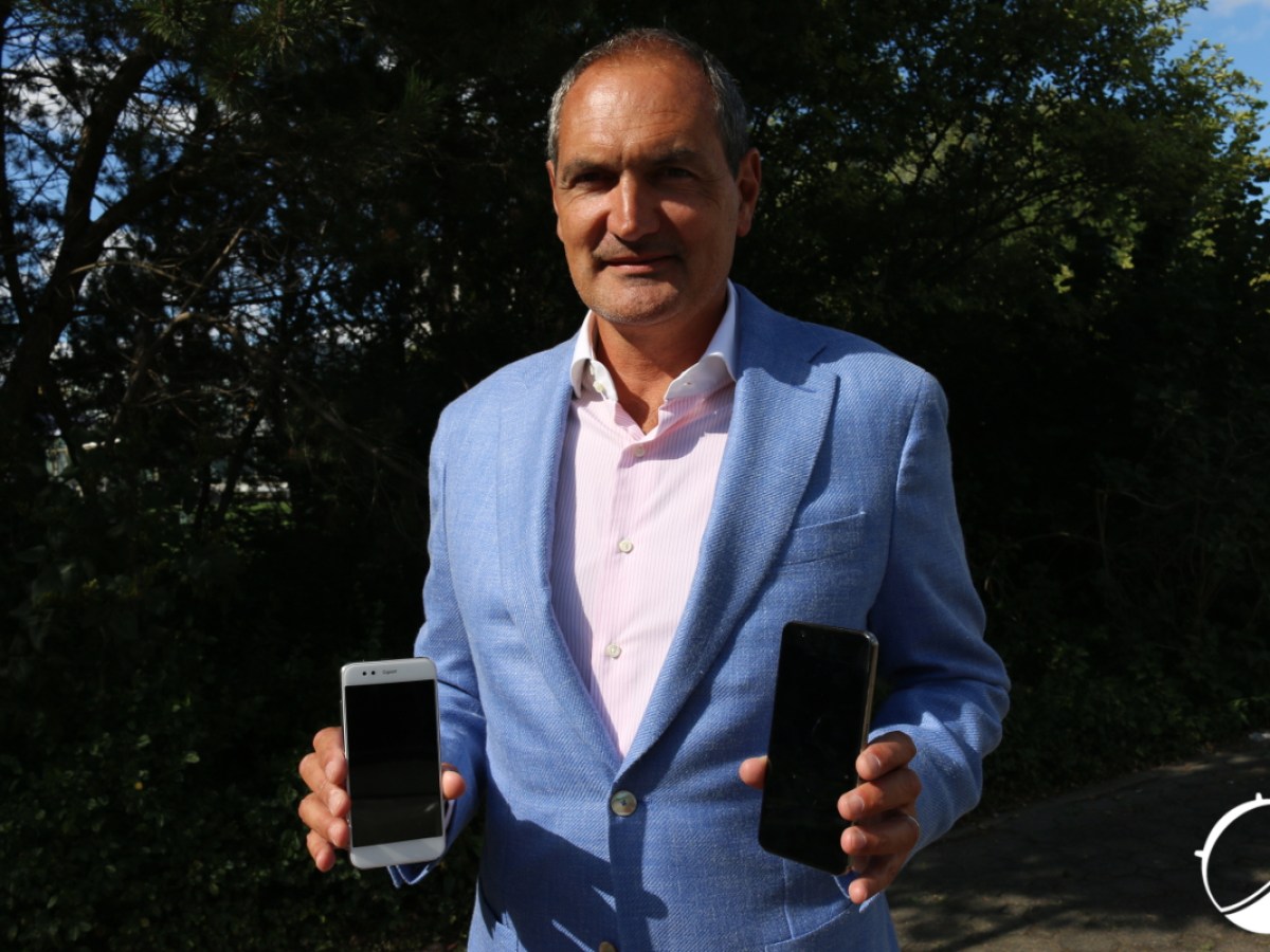 Prise en main du Gigaset Me Pro, un concentré de technologie sobre et efficace