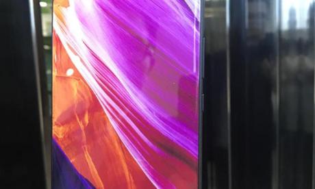 L'Elephone S8 se dévoile dans une première photo et ressemble...