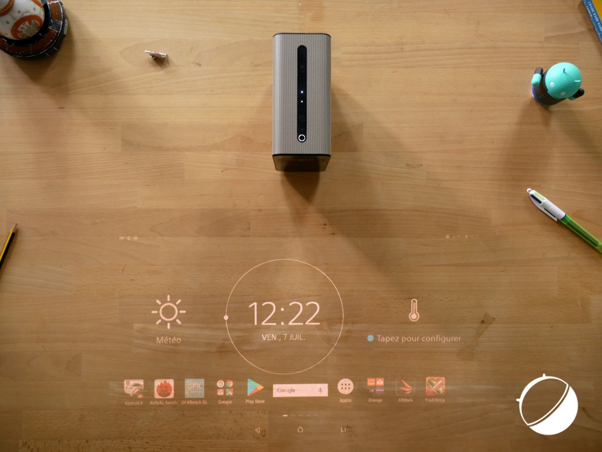 Test vidéo du Sony Xperia Touch : quand votre table devient tactile