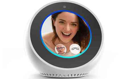 Amazon Echo Spot, le réveil connecté équipé de l'assistant Alexa