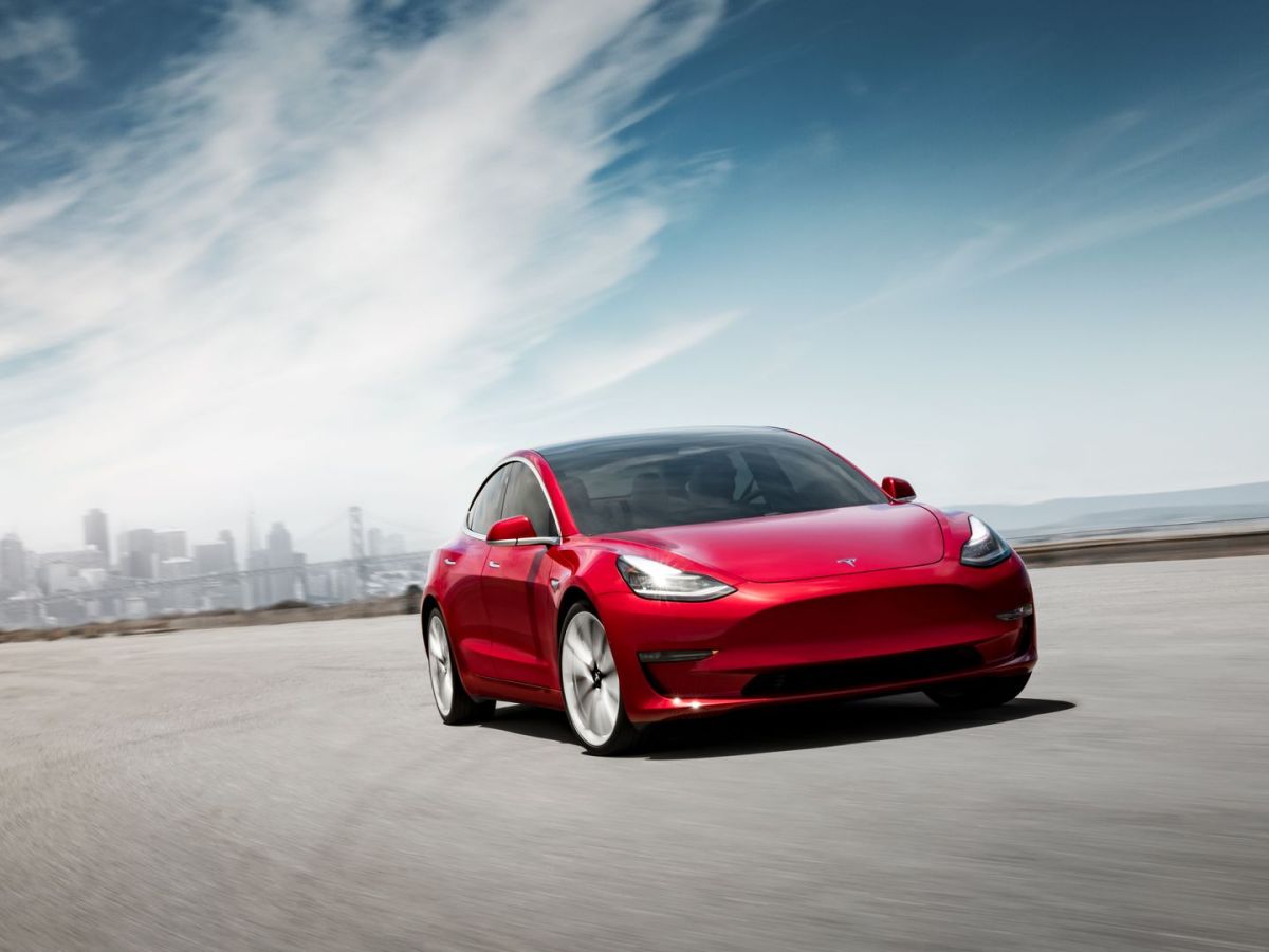 France : en février, la Tesla Model 3 a surpassé la voiture électrique la plus vendue au monde