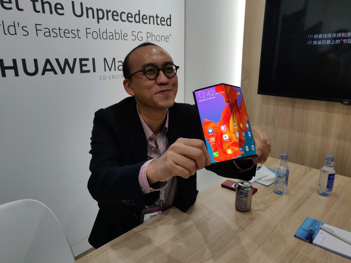 Huawei Mate X : le smartphone pliable sortira en octobre... en Chine