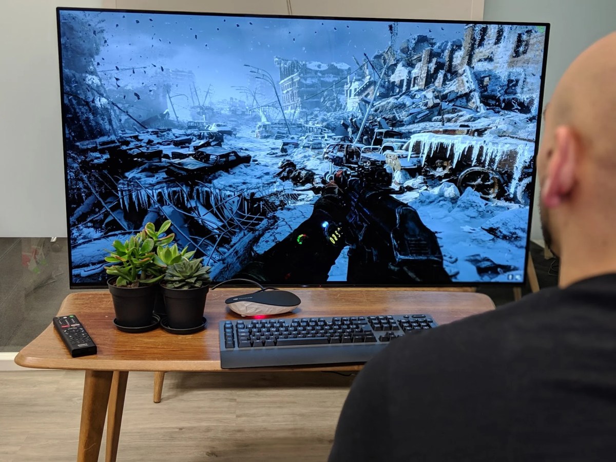 Test de la Shadow Ghost : le plus petit PC gaming du monde