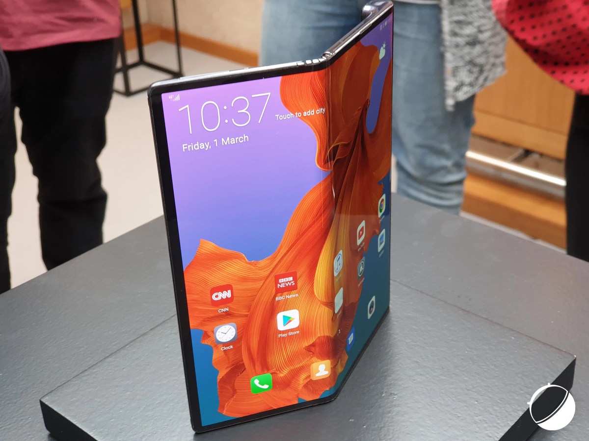 Le Huawei Mate X se rapproche lui aussi comme le prouve Richard Yu