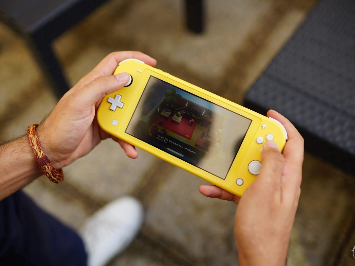 Nintendo Switch Lite : le problème des joysticks répliqué à l'identique