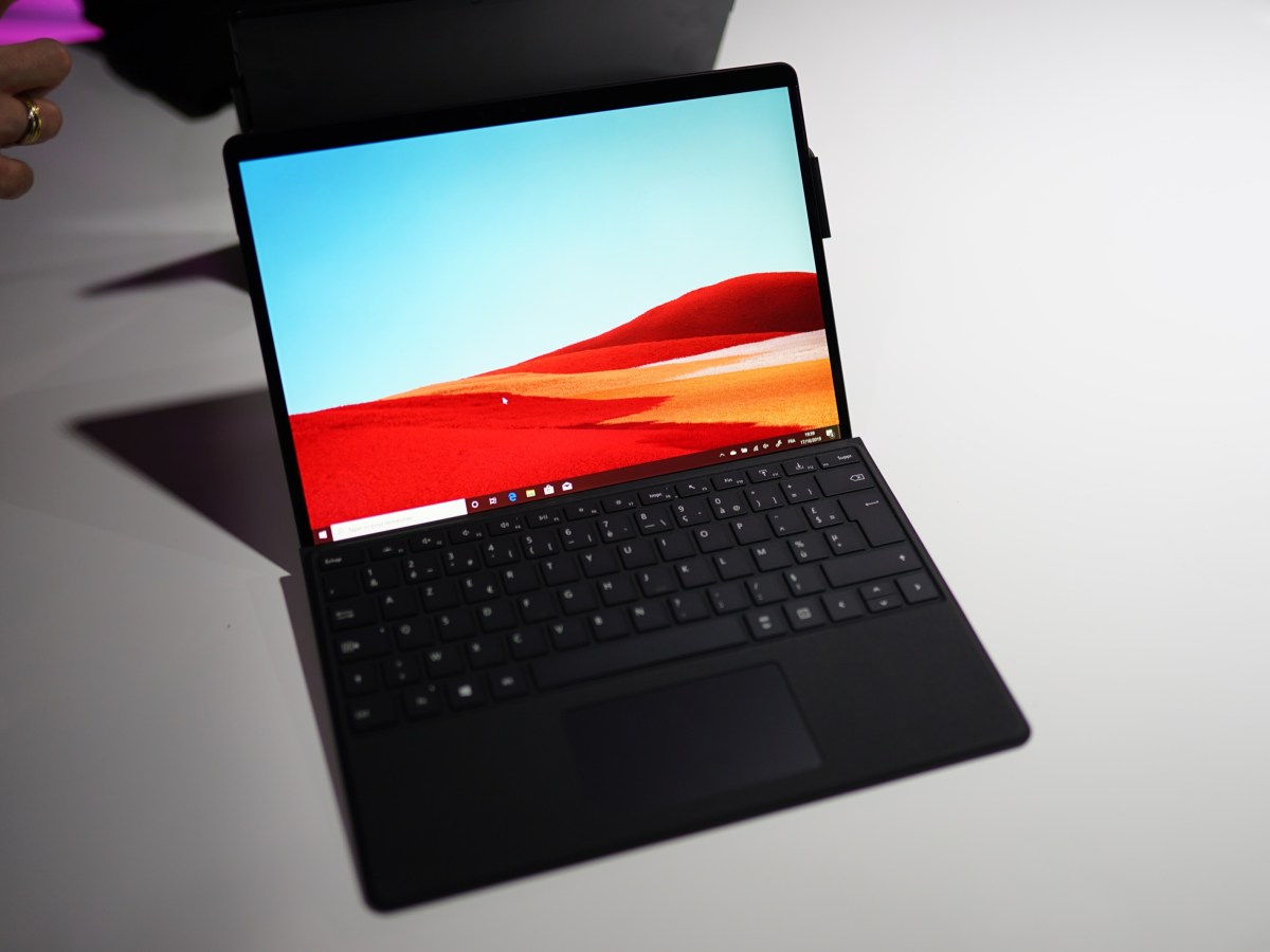 Prise en main de la Microsoft Surface Pro X : ses performances sont-elles à la hauteur de son impressionnant design ?