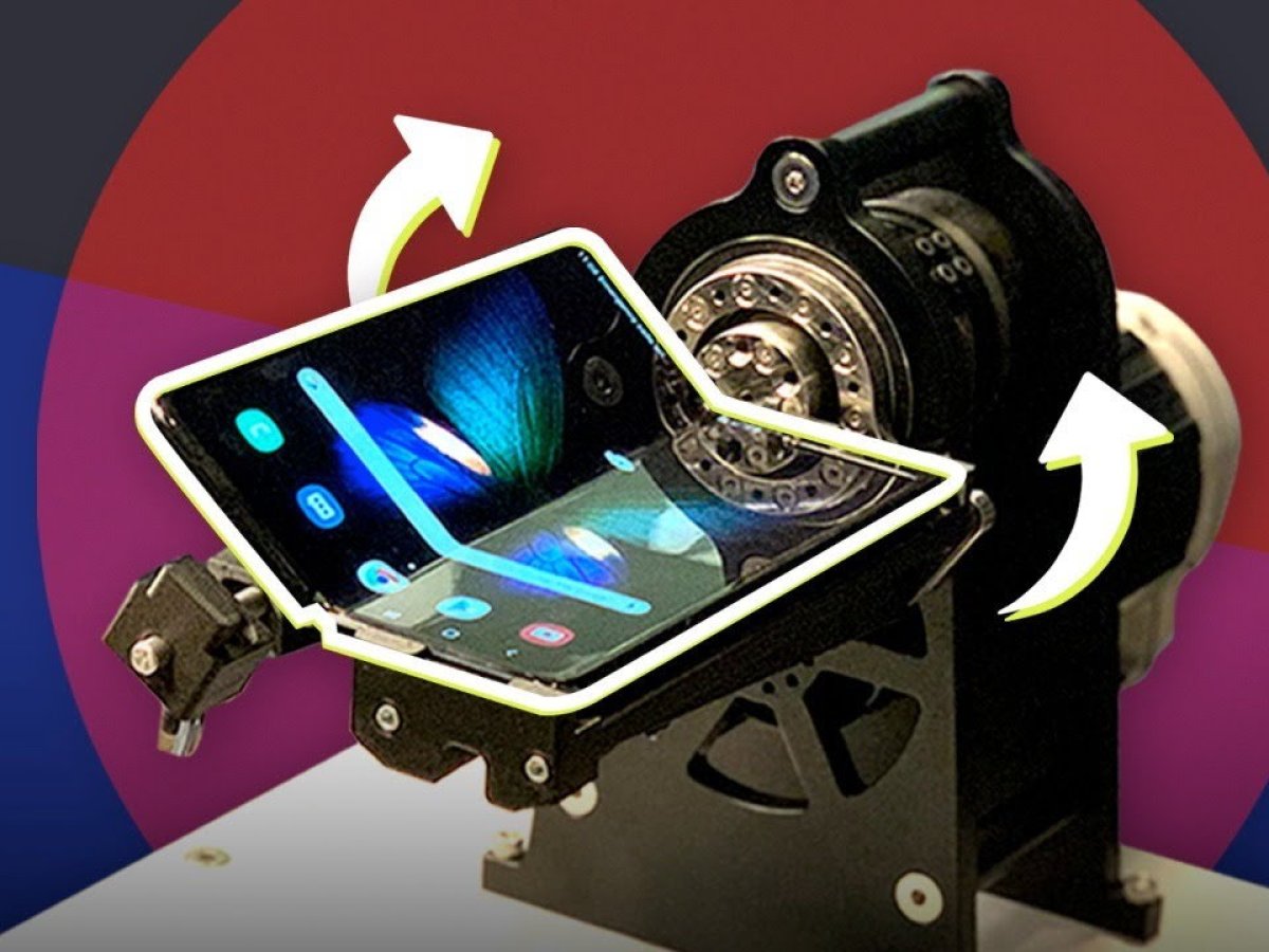 Samsung Galaxy Fold : une vidéo montre le smartphone mourir en 120 000 pliures