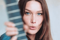 Et zut, Coldplay repasse devant Carla Bruni
