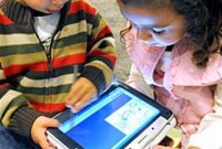 Doit-il être illégal pour des étudiants d'échanger des livres scolaires ?