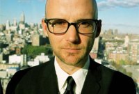 Un titre de Moby diffusé gratuitement sur Internet est également le plus vendu sur...