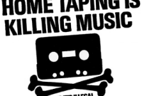 Une chanson rappelle que l'enregistrement sur cassettes devait tuer la musique