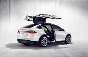 Accident mortel en Model X avec Autopilote : guerre ouverte entre Tesla et la...