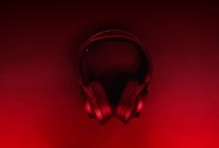 Test du casque Sony MDR-100ABN : bon design et bon son font bon ménage