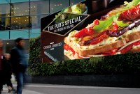 Yahoo s'imagine écouter ce que vous dites dans la rue pour afficher des pubs