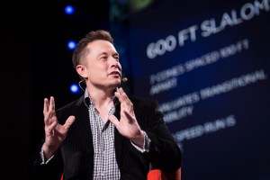 Retrait de Tesla de la bourse : deux spéculateurs qui pariaient à la baisse...