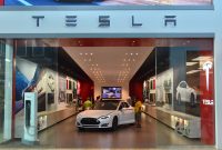 Tesla vend 5 % de son capital au géant chinois Tencent