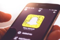 Snapchat permet désormais de créer ses propres filtres pour les visages