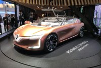 Avec Symbioz, Renault rêve d'une voiture en harmonie avec la maison et la ville