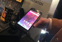 Au MWC, Caterpillar dévoile un smartphone tout-terrain avec une caméra thermique