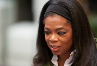 Apple décroche Oprah Winfrey et relance la « guerre des talents » avec Netflix