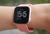 Test de la Fitbit Versa : une montre qui ne rend pas vraiment la vie plus rose