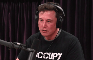 Elon Musk attaqué en justice par le sauveteur qu'il a qualifié de « pédophile...