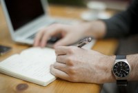 Il y avait déjà des droitiers et des gauchers il y a 2 millions...
