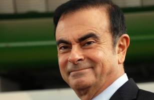 Nissan éjecte Carlos Ghosn, Renault temporise
