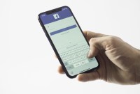 « Nancy Pelosi ivre » : pourquoi Facebook accepte encore de laisser des fake...