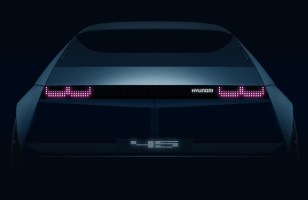 Hyundai tease le 45, un concept 100 % électrique au look néo-rétro