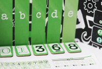 Vous adoriez le Mastermind ? Le nouveau jeu de société Break the Code est...