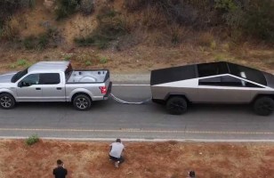 Désolé Elon Musk, le clash entre le Cybertruck et le Ford F-150 n'a aucune...