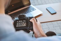 Pour 2020, améliorez vous en photographie ou lancez votre podcast grâce à ces formations