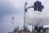 SpaceX : d'où vient la fumée blanche qui sort de la fusée Falcon 9...