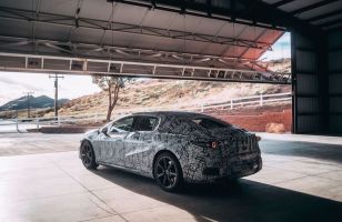 Surprise : la berline électrique EQS de Mercedes n'a rien à voir avec le...