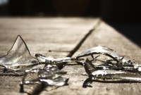 Haine sur Internet : LREM cherche à recoller les morceaux de sa loi, fracassée...