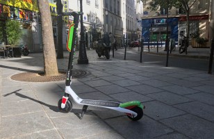 Lime suspend son service de trottinettes électriques à Bordeaux : « Ils font un...