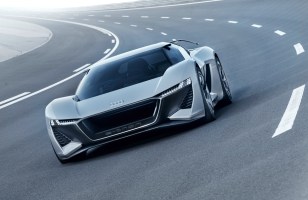 Audi devrait commercialiser sa supercar électrique pour concurrencer le Roadster de Tesla