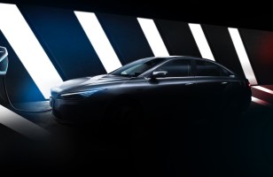 Geely Auto part à la conquête de l'Ouest avec une berline 100 % électrique