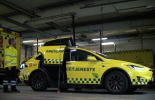 Pin-pon : le Tesla Model X peut devenir une ambulance