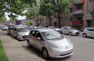 Toutes les voitures électriques devront émettre un bruit artificiel en-dessous de 19km/h