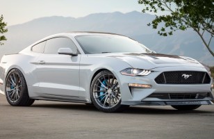 Ford dévoile une Mustang électrique surpuissante à boîte manuelle (et vous ne pourrez jamais...