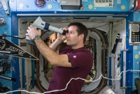 Pourquoi les astronautes ont-ils abîmé de l’ADN avec le ciseau génétique CRISPR ?