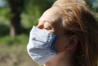 Votre masque en tissu correspond-il aux nouvelles recommandations de l'OMS ?