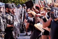 Parlons de racisme avant de parler de technologies
